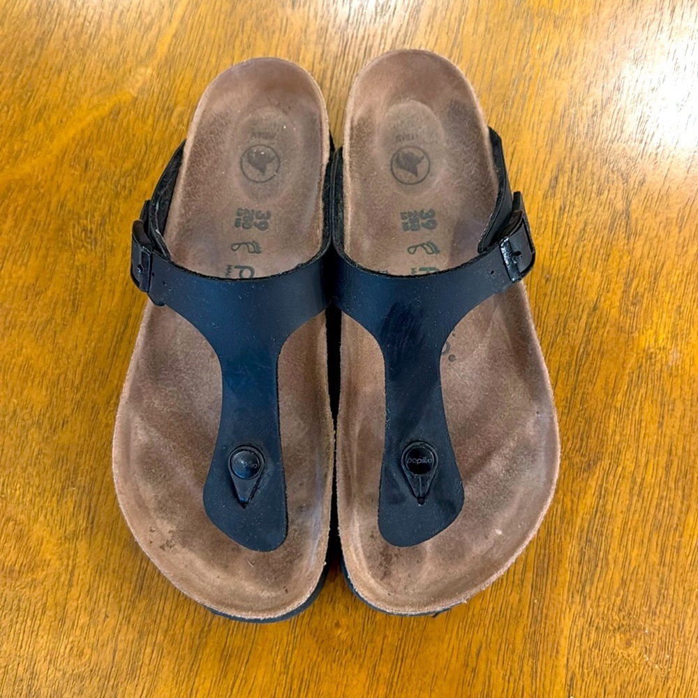 Papillio. Birkenstock thong sandal